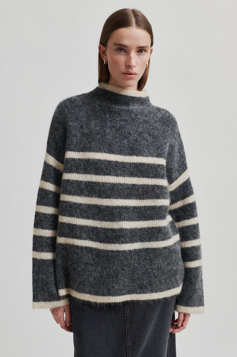 Ovalis Knit T-Neck