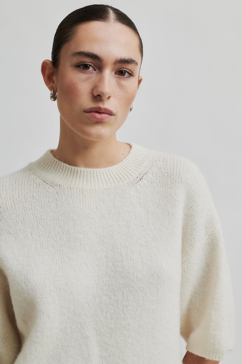 Wanda Knit O-Neck