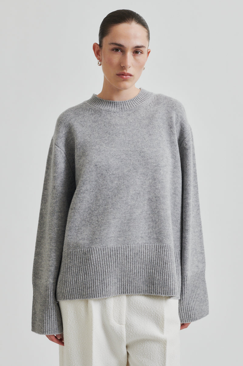 Alpha Knit O-Neck