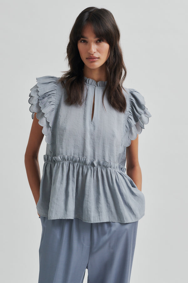 Terra Frill Top
