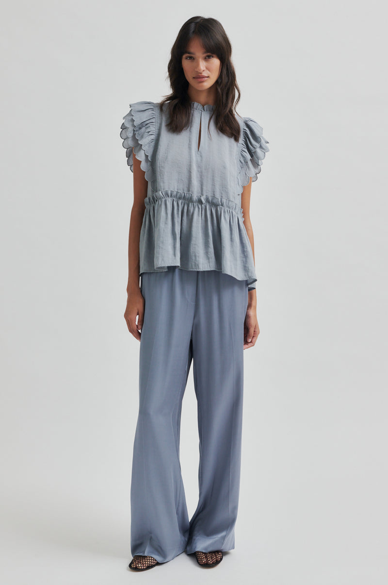 Terra Frill Top
