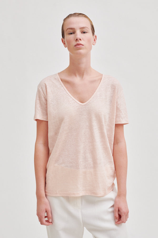 Peony SS V-Neck Tee