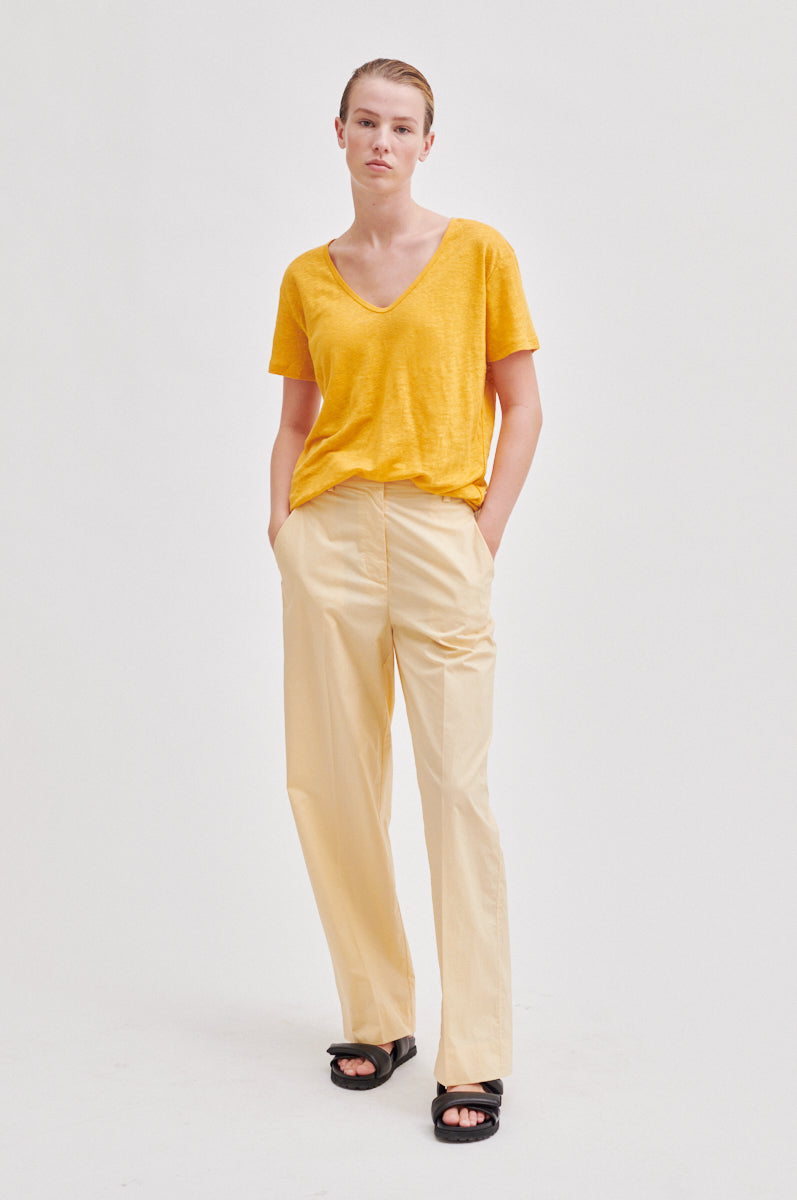 Peony SS V-Neck Tee