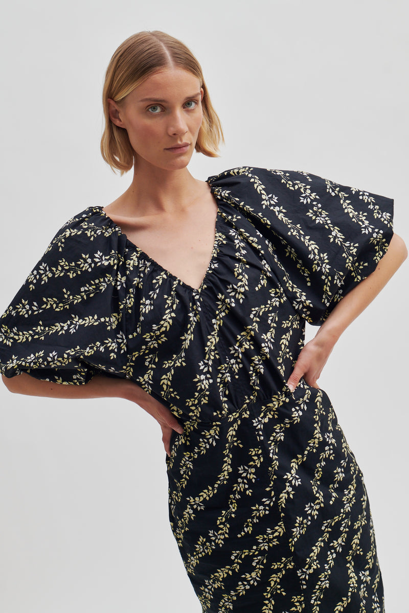Kalmia Dress