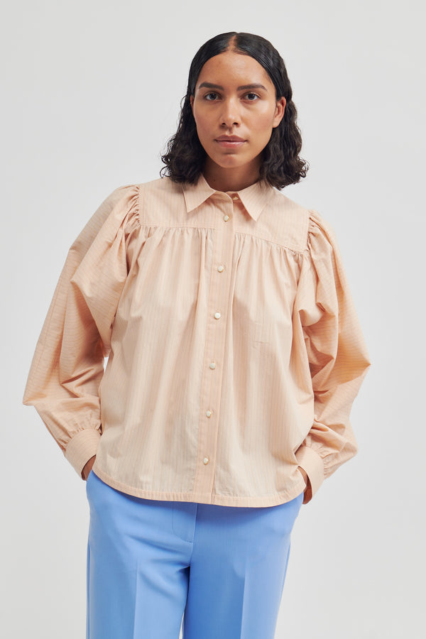 Clio Sleeve Shirt