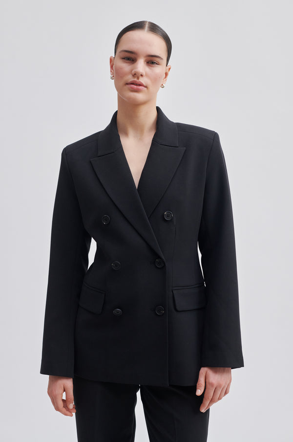 Evie Fitted Blazer