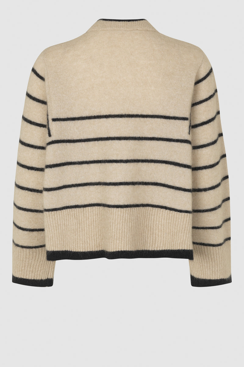 Laila Knit O-Neck