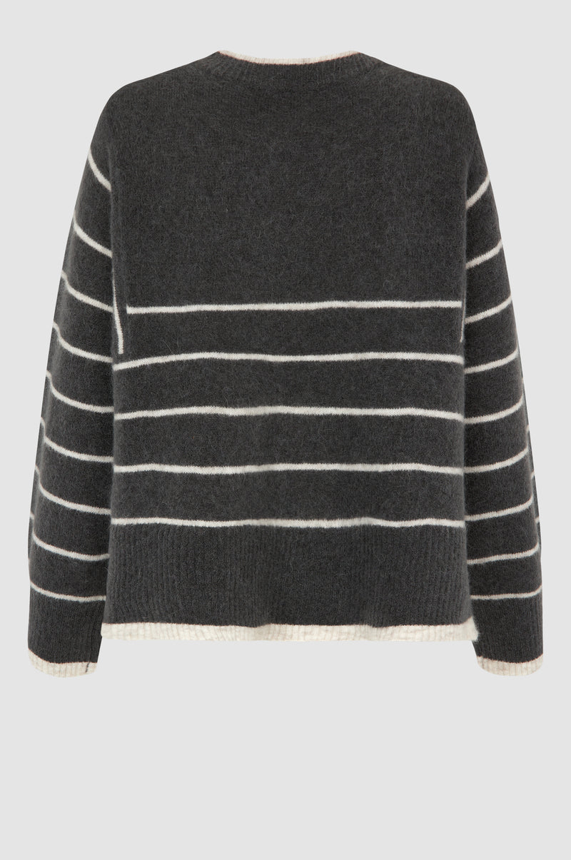Laila Knit O-Neck